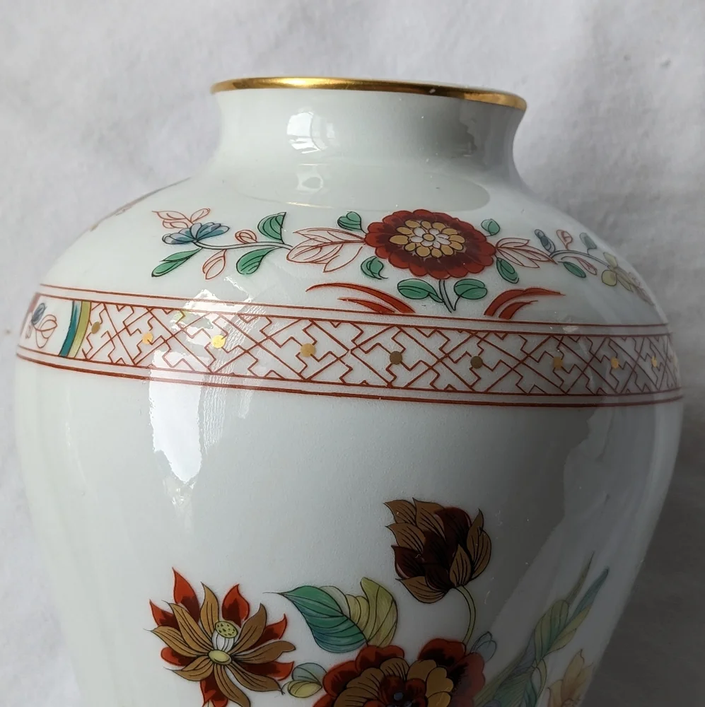 Vintage Haviland Limoges Cathay Floral Gold Trim Porcelain Vase